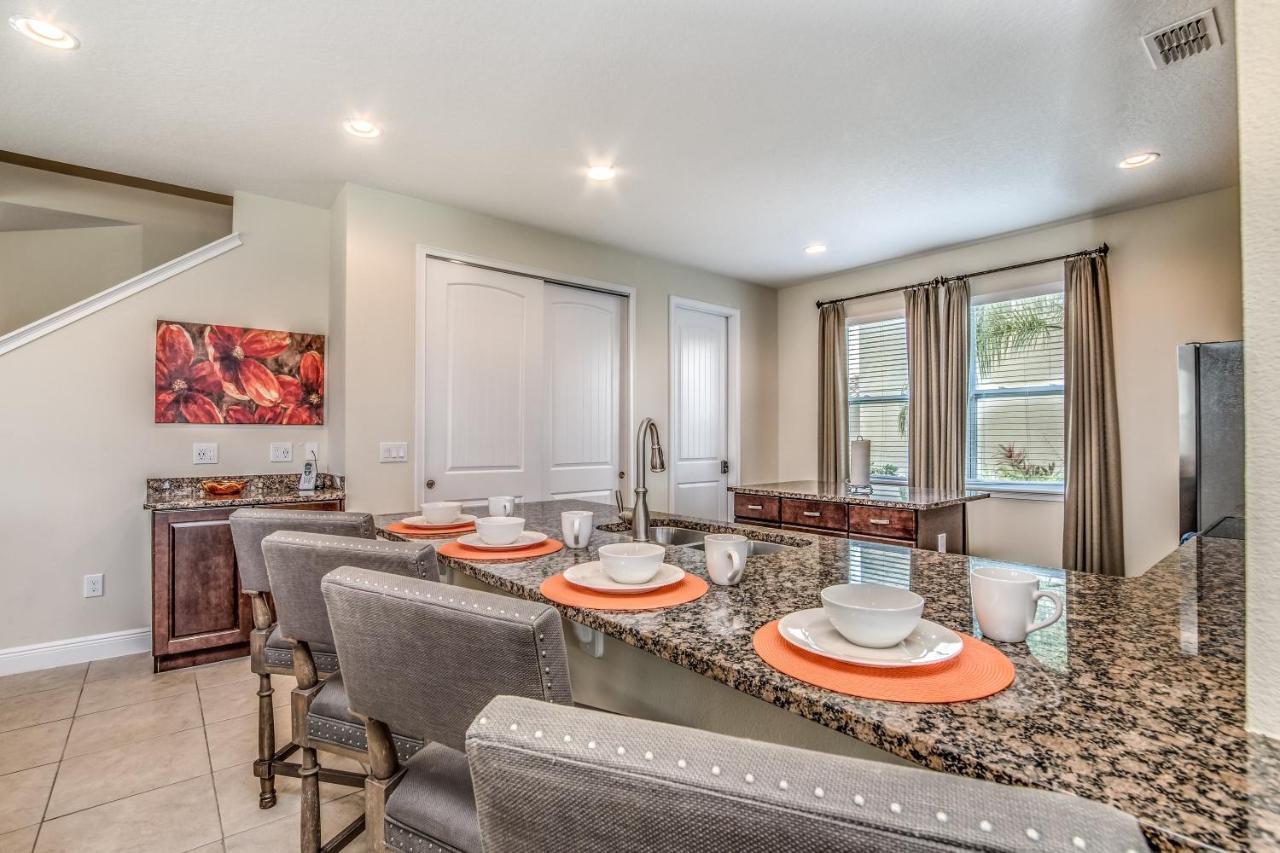 Modern Villa Wprivate Pool And Air Hockey Table Orlando Bagian luar foto